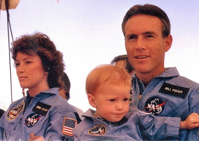 Малышке было всего 14 месяцев, когда миссия STS-51A отправилась в космос.